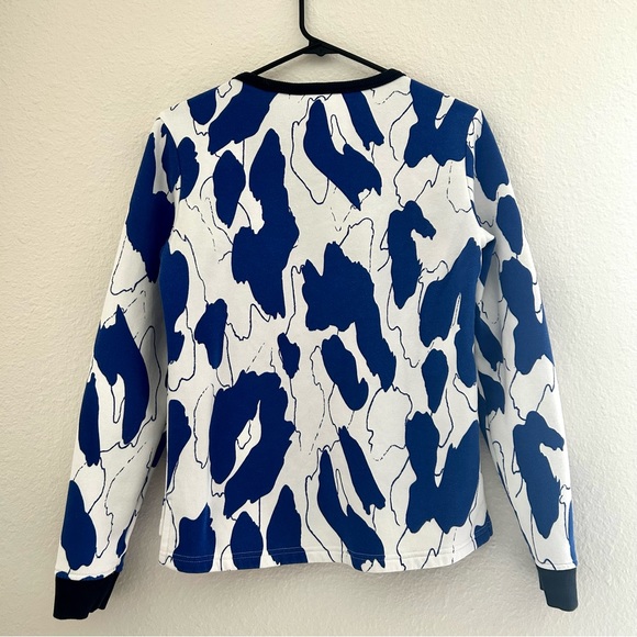 Adidas Sweater (FREE SHIPPING)! - Picture 2 of 6